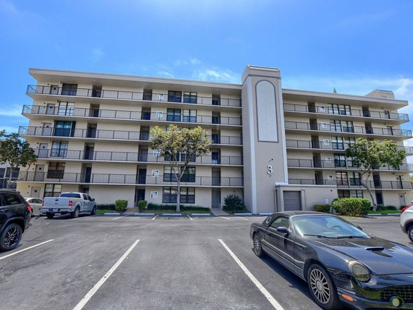 3 Royal Palm Way, Unit 403, Boca Raton, FL 33432