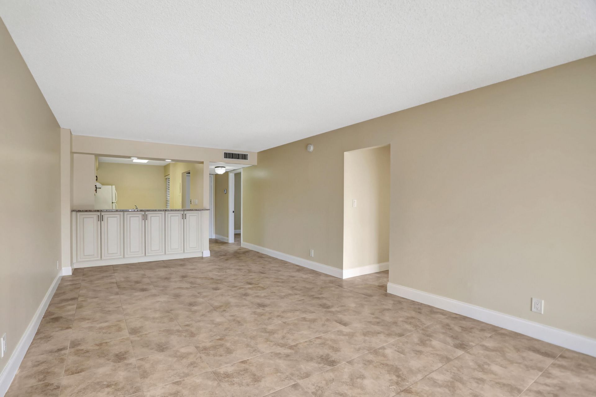 3 Royal Palm Way, Unit 403, Boca Raton, FL 33432 Photo
