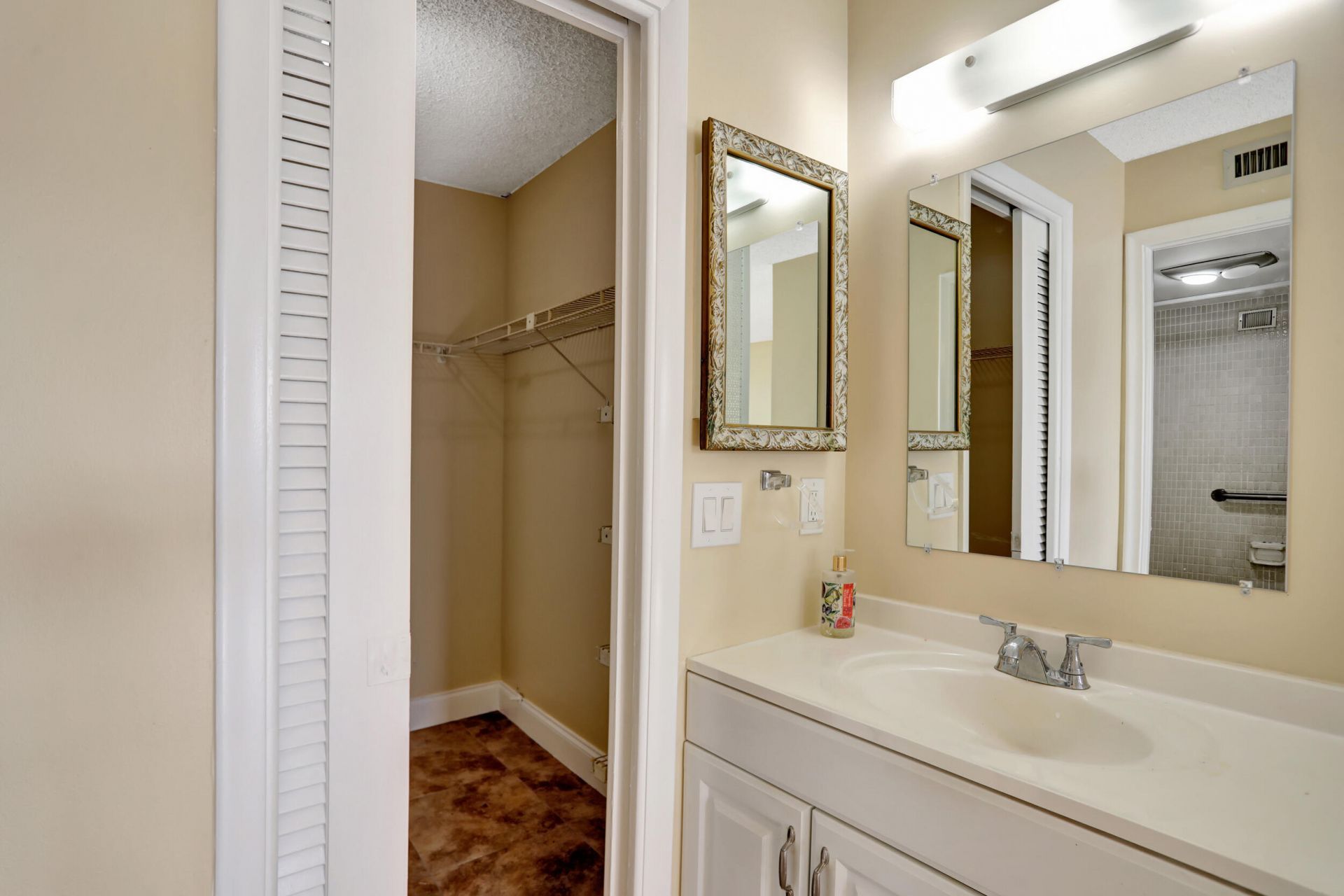 3 Royal Palm Way, Unit 403, Boca Raton, FL 33432 Photo
