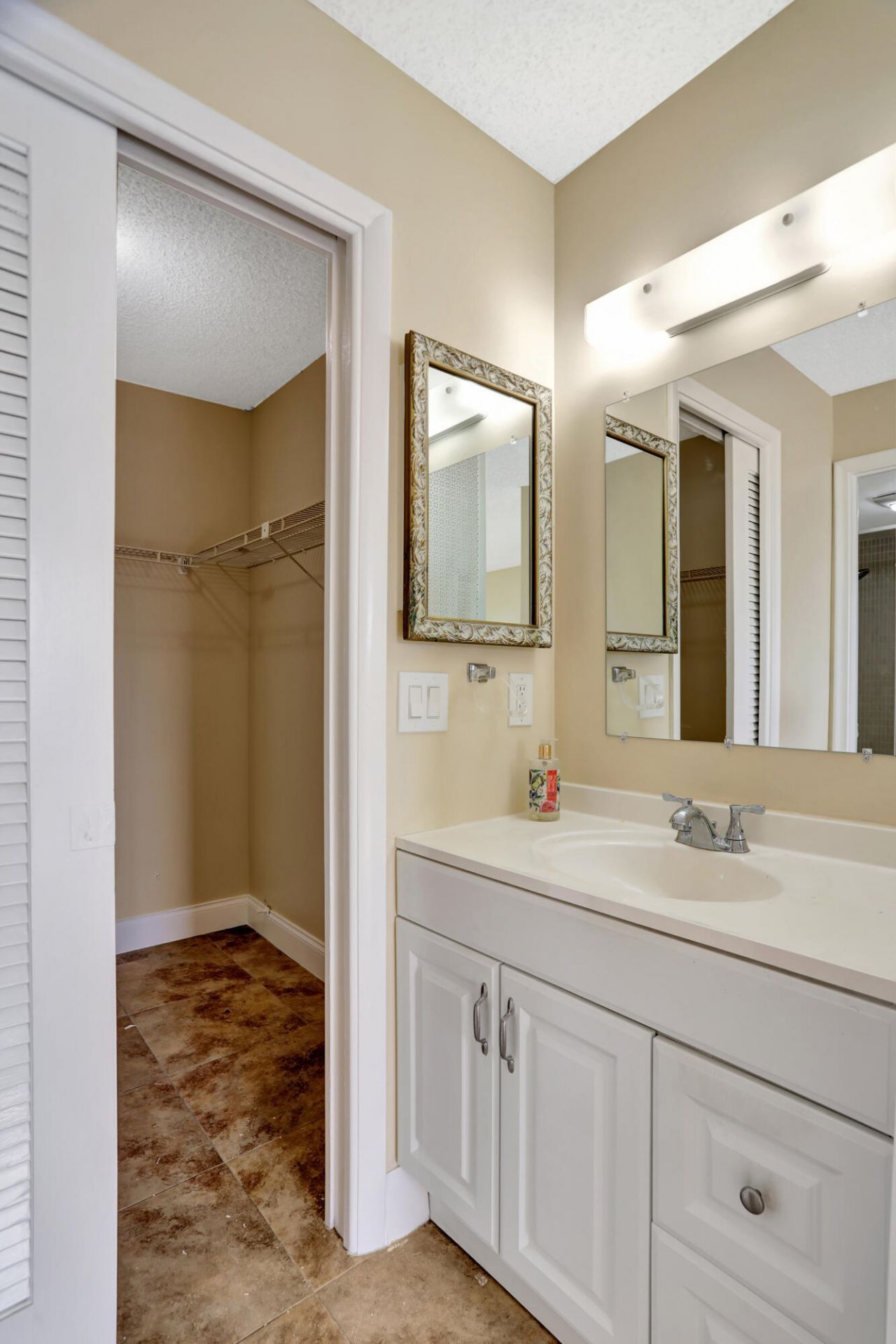3 Royal Palm Way, Unit 403, Boca Raton, FL 33432 Photo