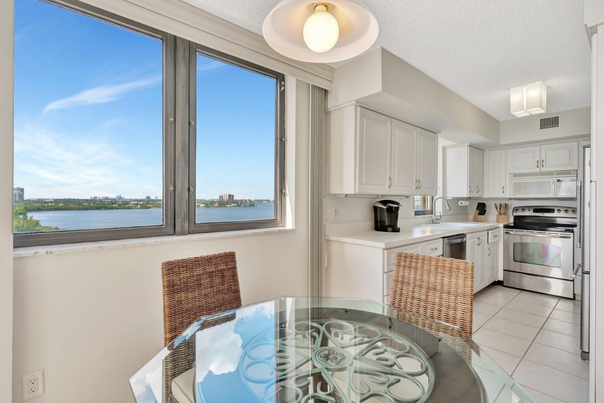 5380 N Ocean Drive, Unit 11A, Riviera Beach, FL 33404 Photo