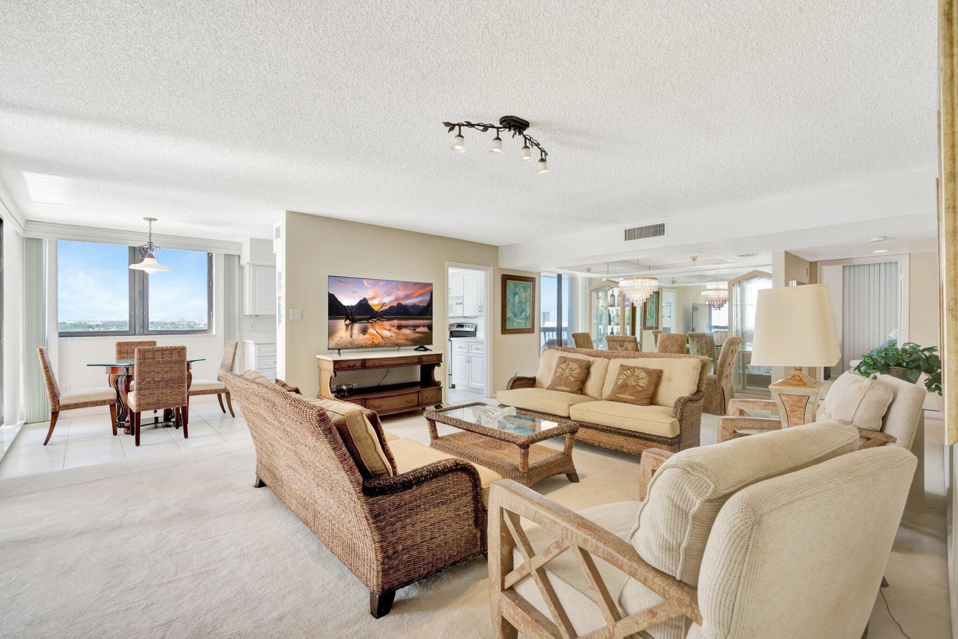 5380 N Ocean Drive, Unit 11A, Riviera Beach, FL 33404 Photo