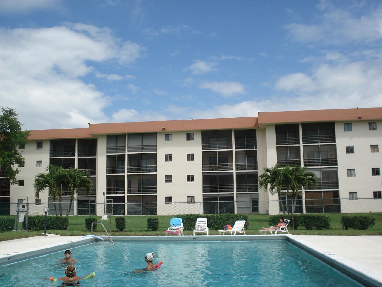 5917 Via Vermilya, Unit 408, Lake Worth, FL 33462 Photo