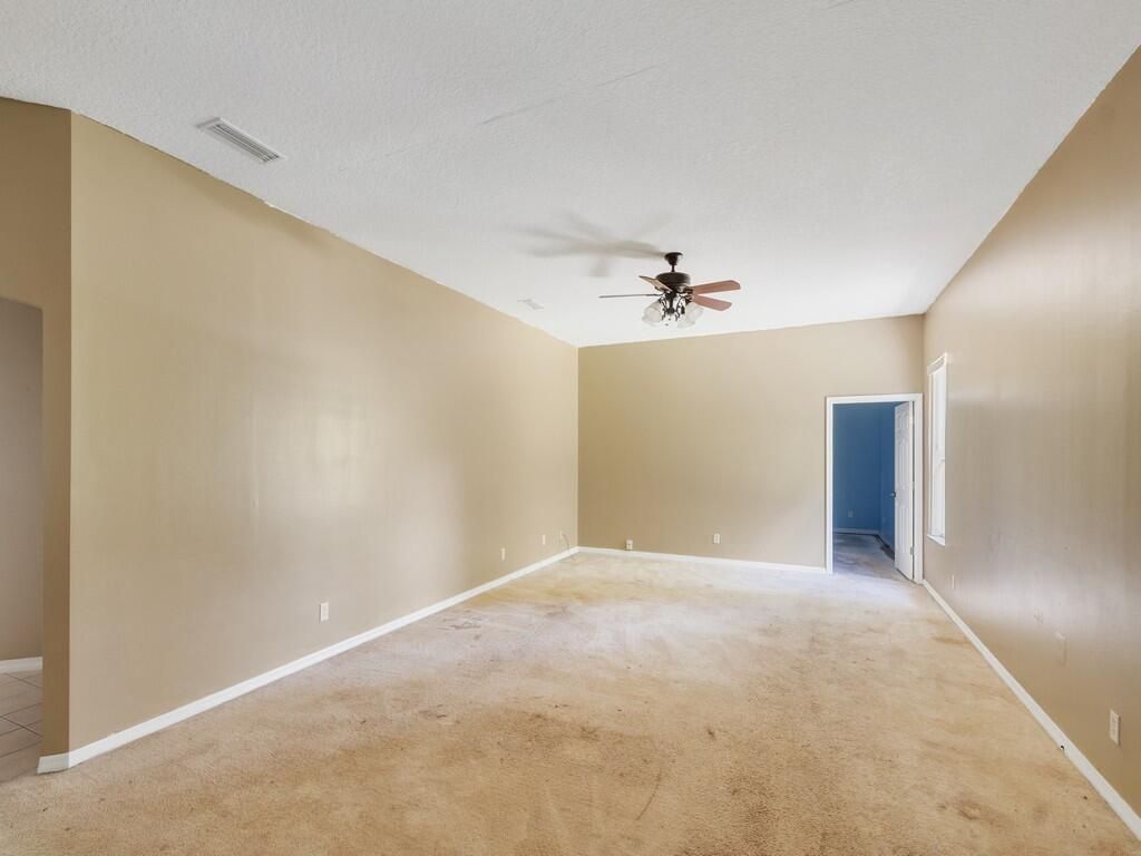 4655 52nd Avenue, Vero Beach, FL 32967 Photo