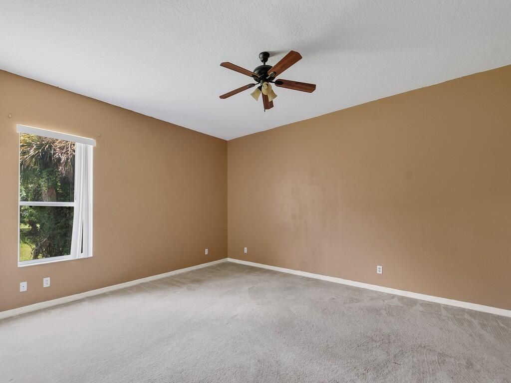 4655 52nd Avenue, Vero Beach, FL 32967 Photo