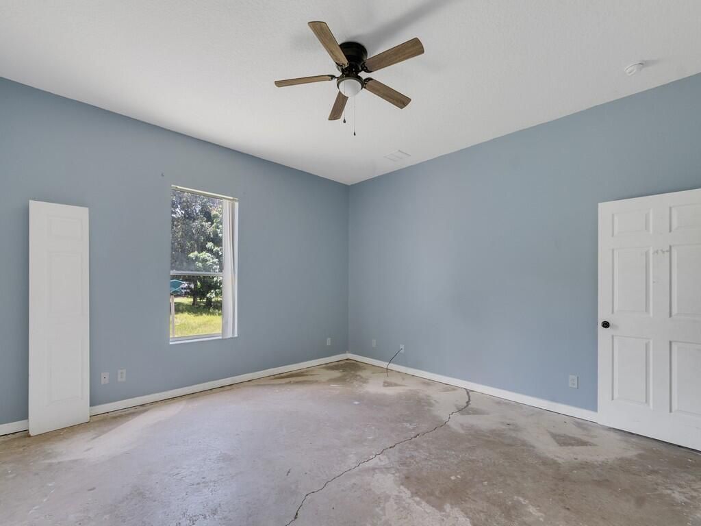 4655 52nd Avenue, Vero Beach, FL 32967 Photo