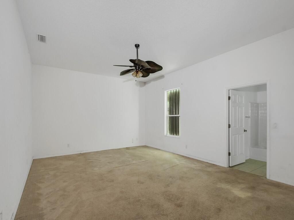 4655 52nd Avenue, Vero Beach, FL 32967 Photo