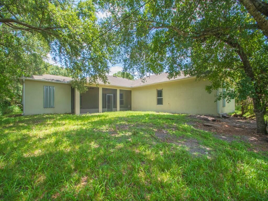 4655 52nd Avenue, Vero Beach, FL 32967 Photo