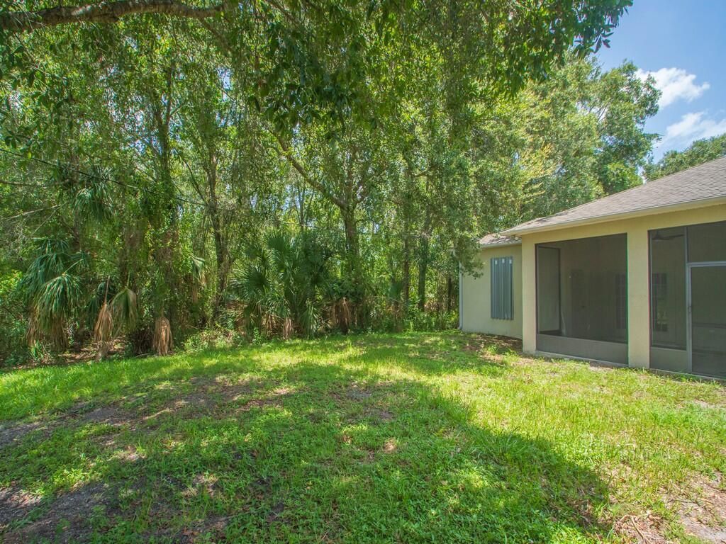4655 52nd Avenue, Vero Beach, FL 32967 Photo