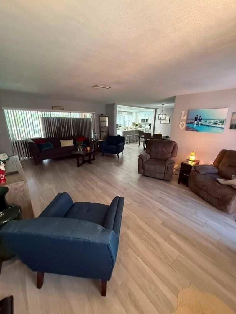 9340 NW 21st Manor, Sunrise, FL 33322 Photo
