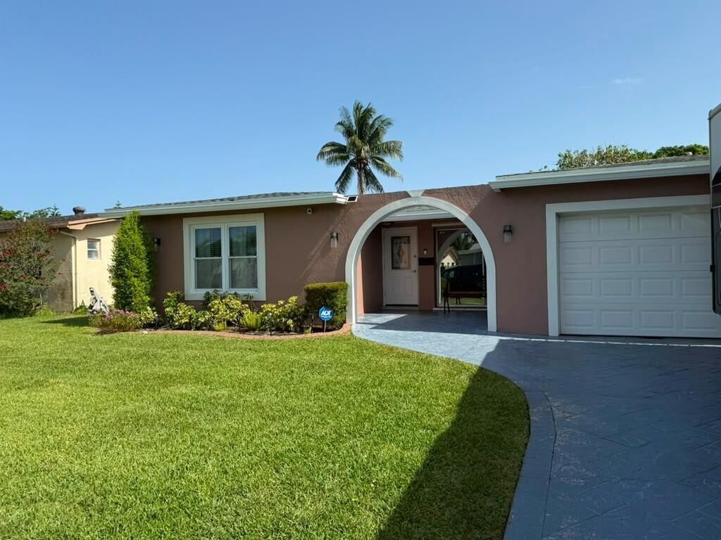 9340 NW 21st Manor, Sunrise, FL 33322 Photo