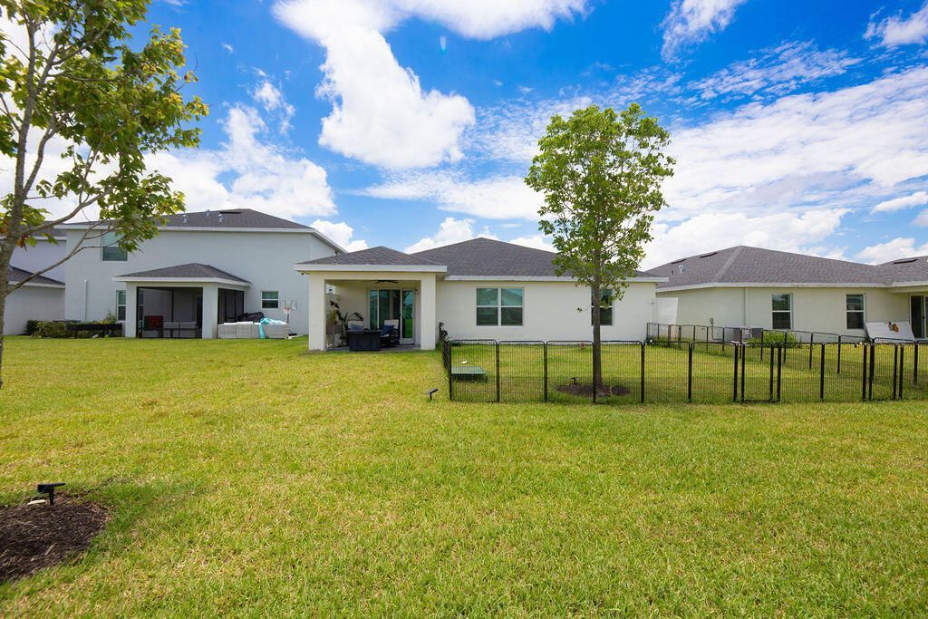 6339 NW Windwood Way, Port Saint Lucie, FL 34987 Photo