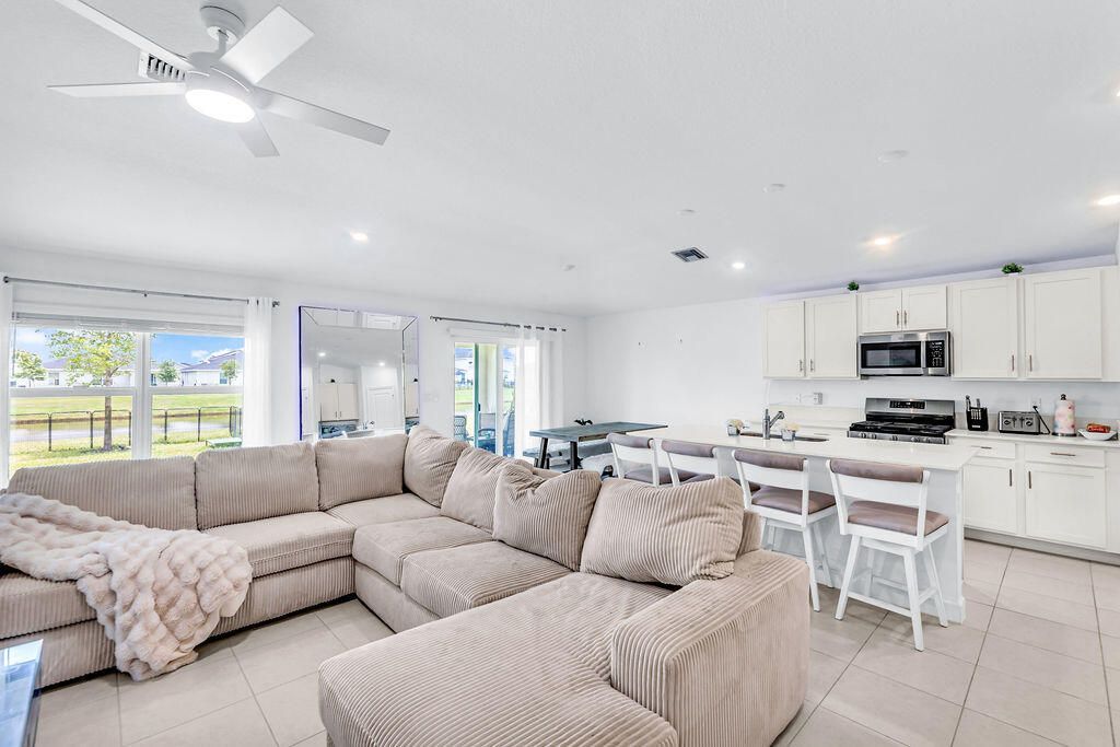 6339 NW Windwood Way, Port Saint Lucie, FL 34987 Photo