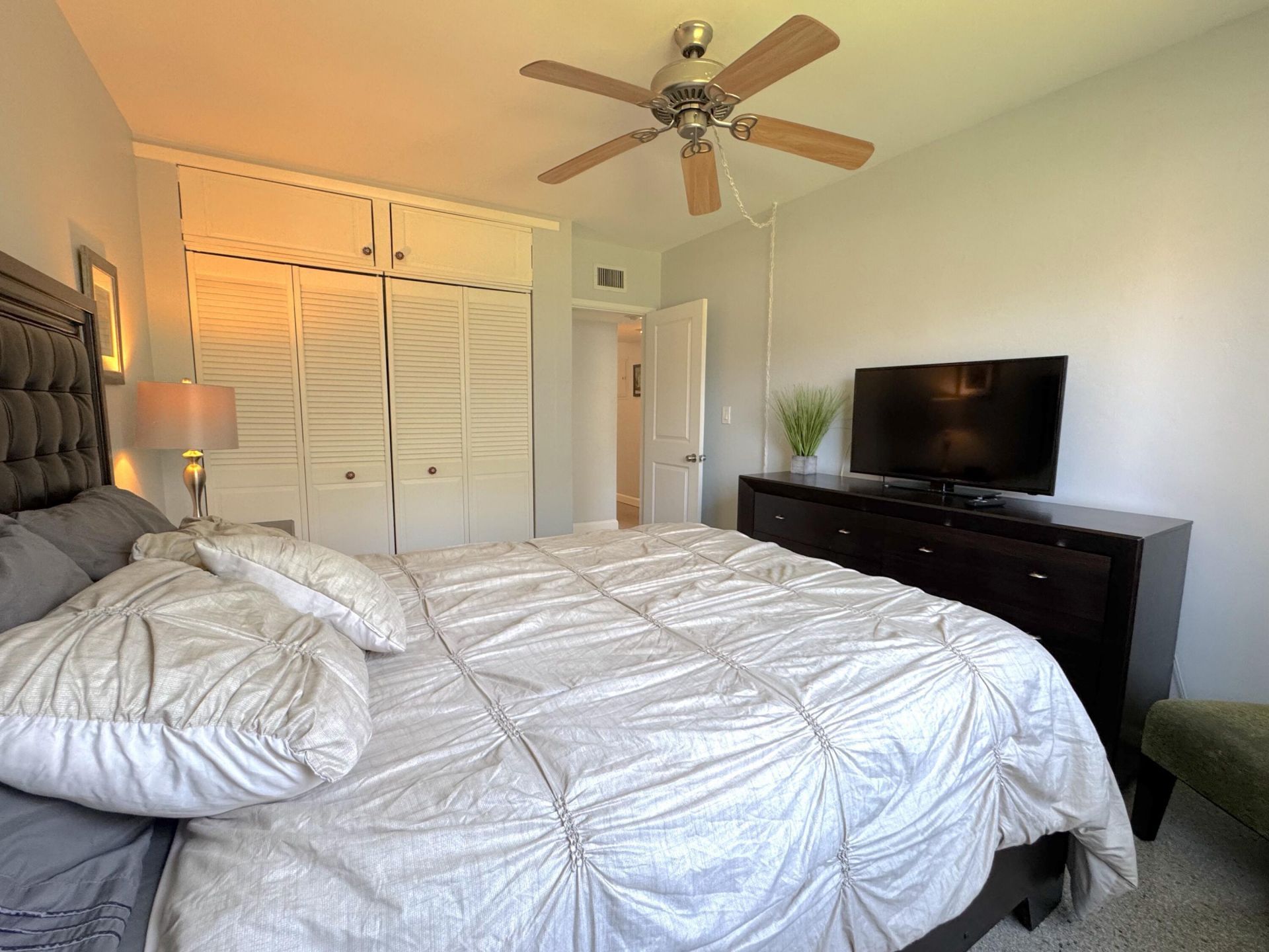 624 Antioch Avenue, Unit 6, Fort Lauderdale, FL 33304 Photo