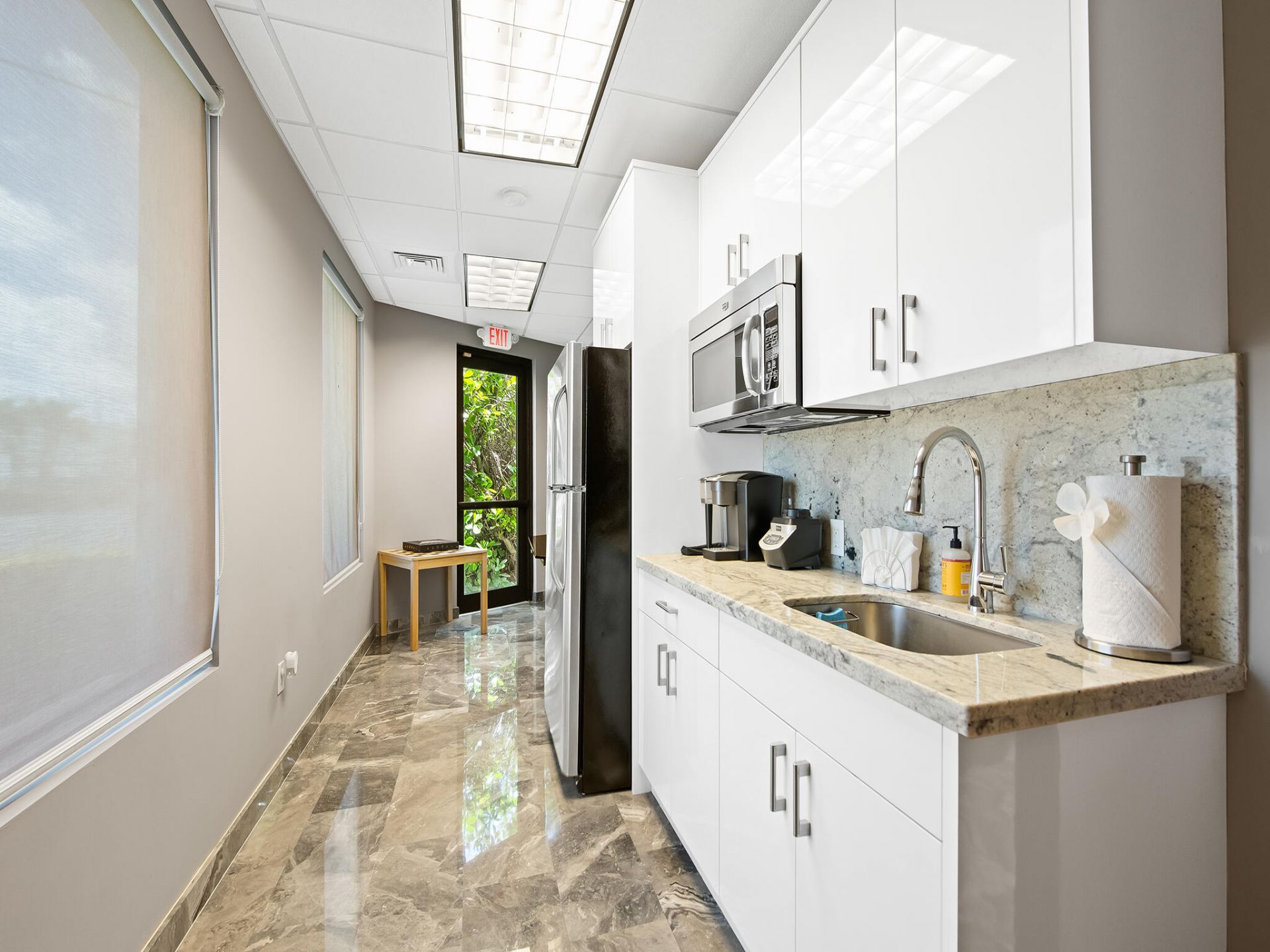 6199 N Federal Highway, Boca Raton, FL 33487 Photo