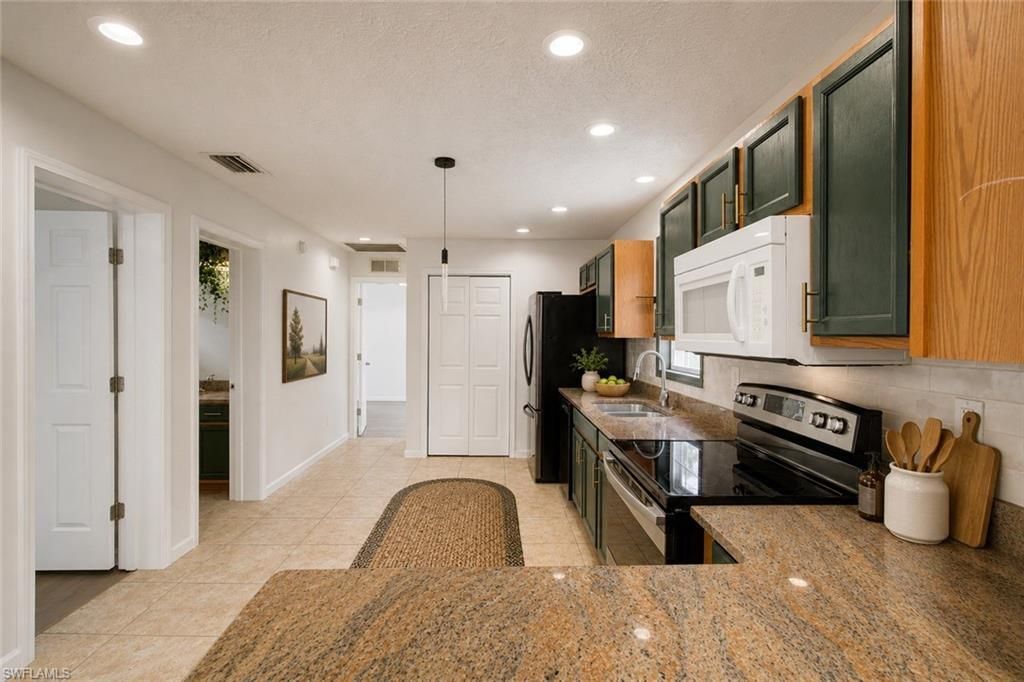 434 Leawood Cir, Naples, FL 34104 Photo