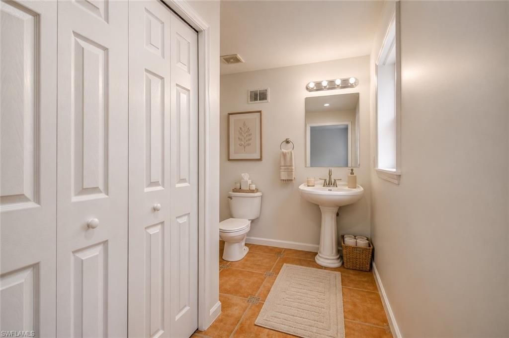 434 Leawood Cir, Naples, FL 34104 Photo