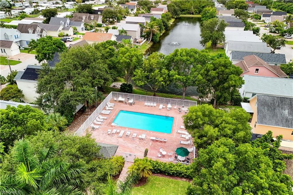 434 Leawood Cir, Naples, FL 34104 Photo