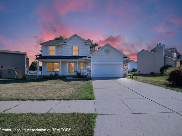 7211 Captiva Drive, Lansing, MI 48917