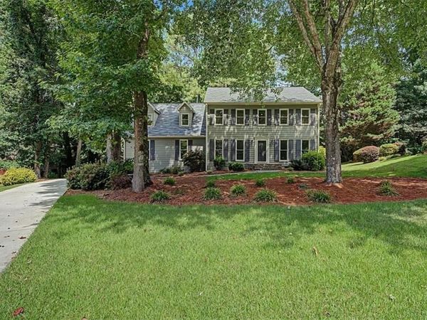 4352 Deerbrook Way, Lilburn, GA 30047