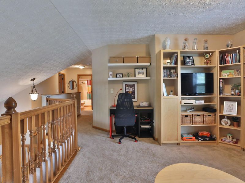 1918 Bay Port Drive , Grove City, OH 43123 Photo 22
