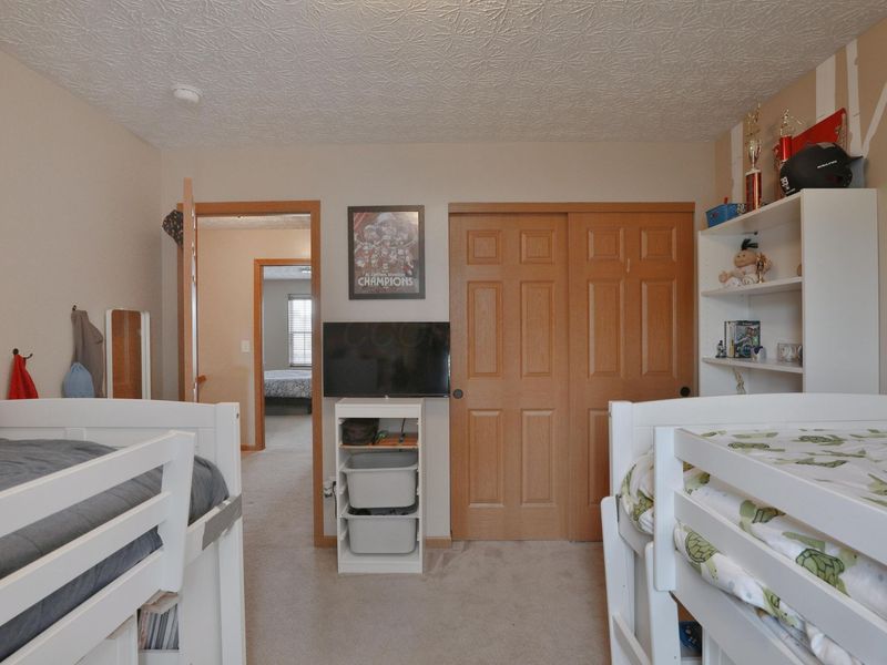 1918 Bay Port Drive , Grove City, OH 43123 Photo 27