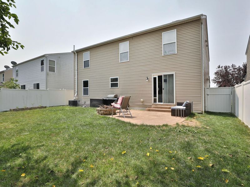 1918 Bay Port Drive , Grove City, OH 43123 Photo 34