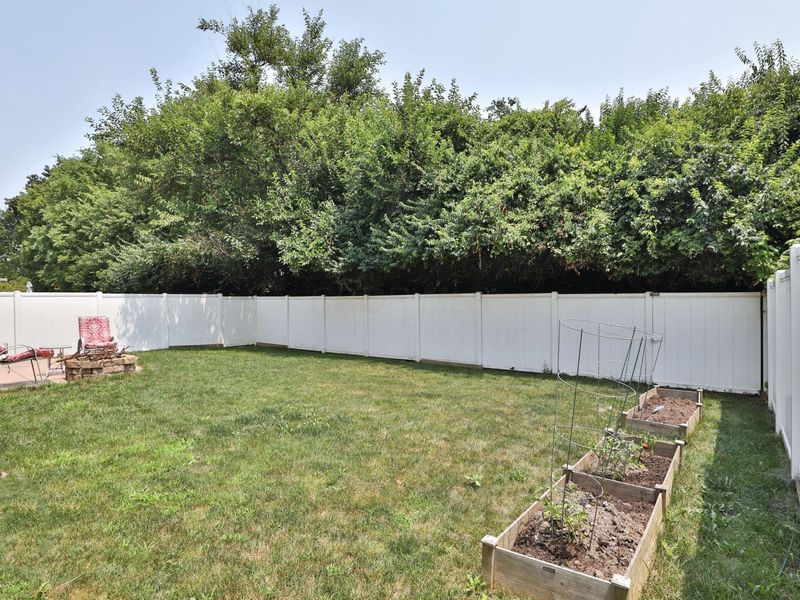 1918 Bay Port Drive , Grove City, OH 43123 Photo 37