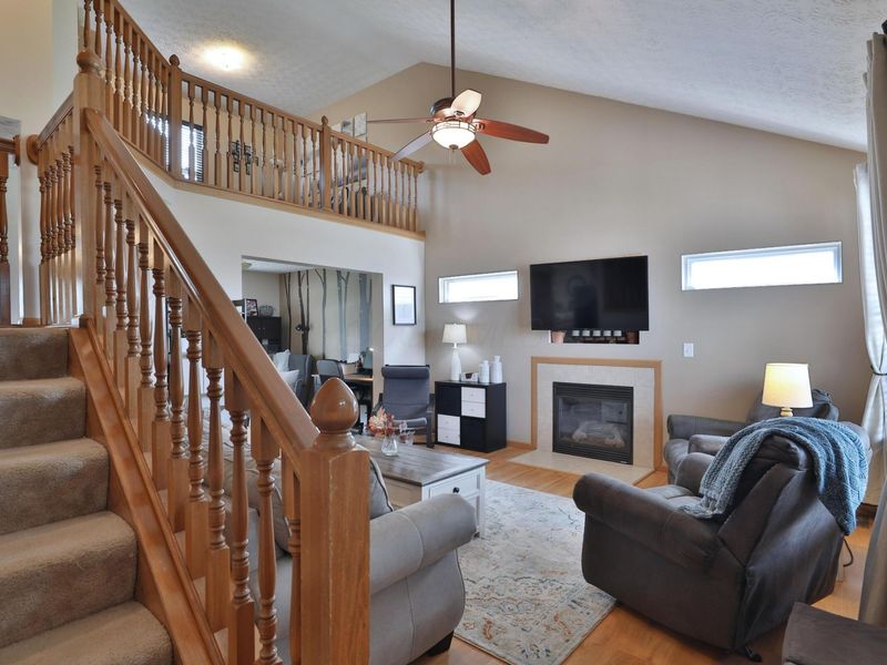 1918 Bay Port Drive , Grove City, OH 43123 Photo 4