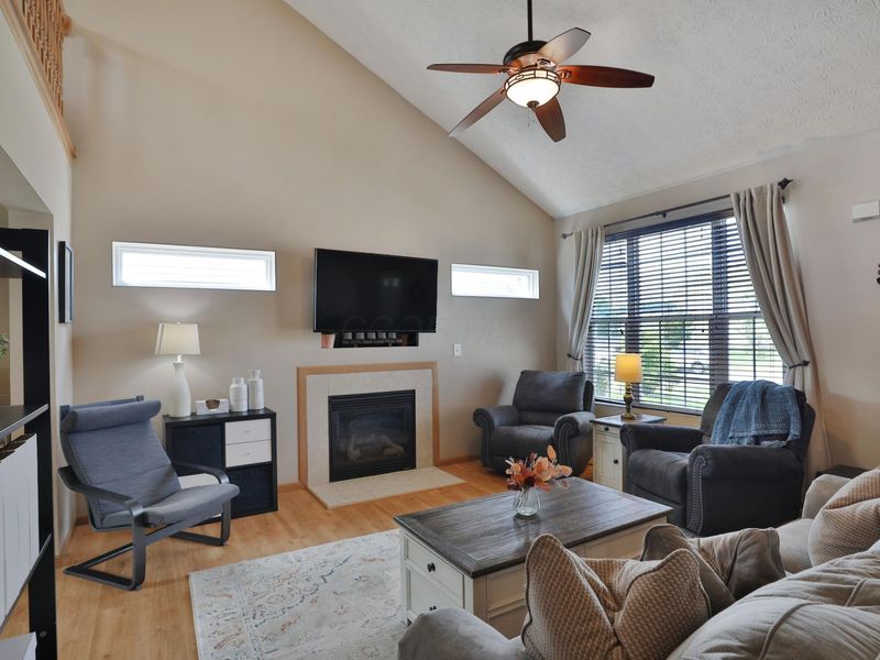 1918 Bay Port Drive , Grove City, OH 43123 Photo 6