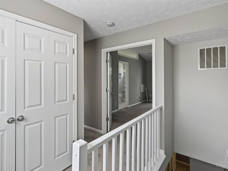5574 Regimental PL, Cincinnati, OH 45239 Photo 24