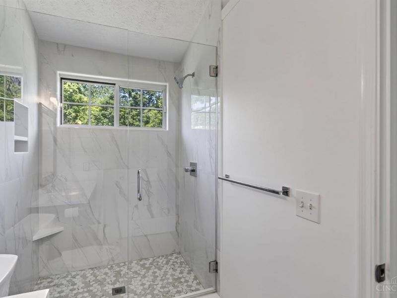 5574 Regimental PL, Cincinnati, OH 45239 Photo 31
