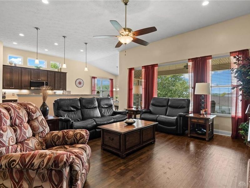 1700 Sunset Creek Court, Bellbrook, OH 45305 Photo 14