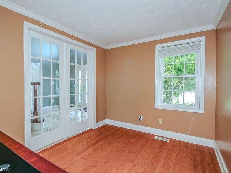 12433 Webster Road , Strongsville, OH 44136 Photo 11