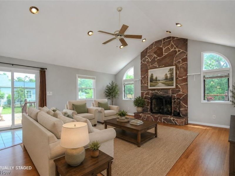 12433 Webster Road , Strongsville, OH 44136 Photo 2