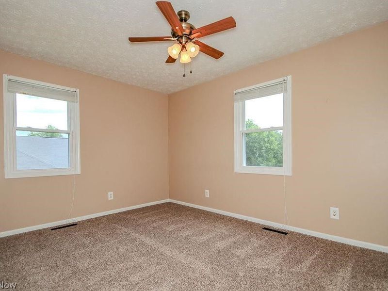 12433 Webster Road , Strongsville, OH 44136 Photo 29