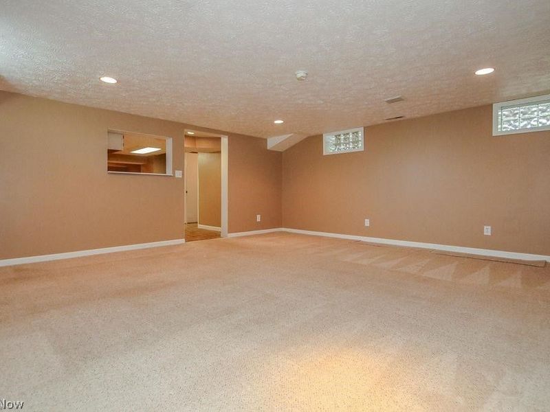 12433 Webster Road , Strongsville, OH 44136 Photo 36
