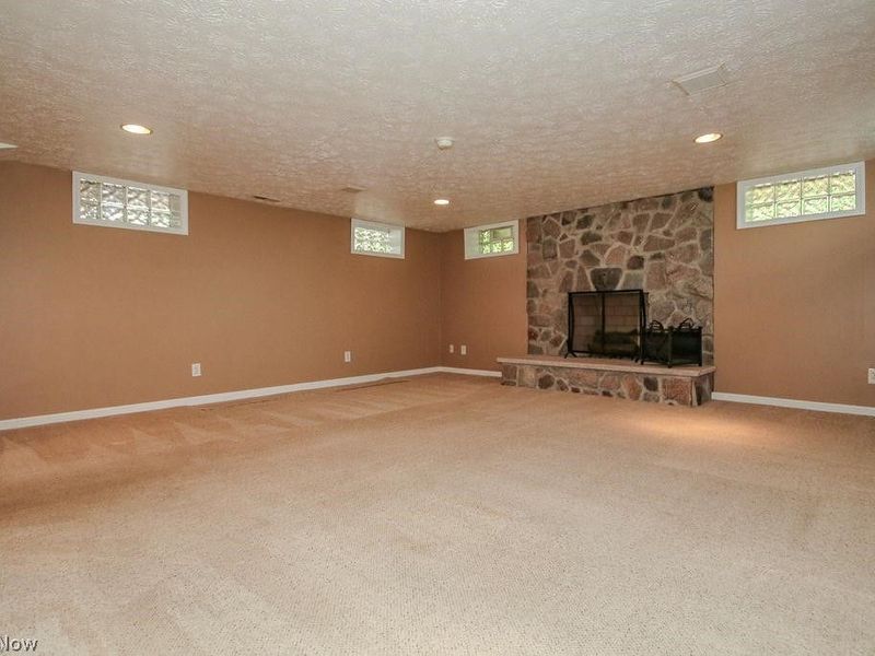 12433 Webster Road , Strongsville, OH 44136 Photo 37