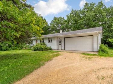 52621 Valley View Circle , Mankato, MN 56003