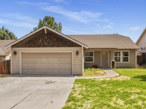 1950 SW 36th Street, Redmond, OR 97756