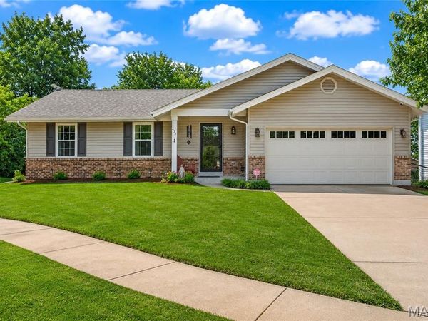 235 Surrey Court , O'Fallon, MO 63366