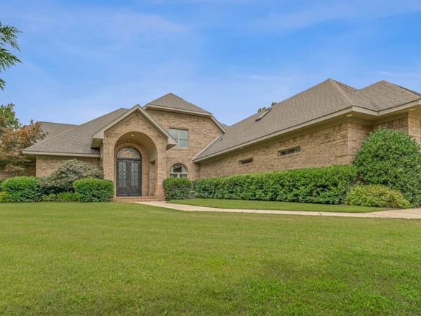 2321 Grand Oaks Cove, Jonesboro, AR 72404