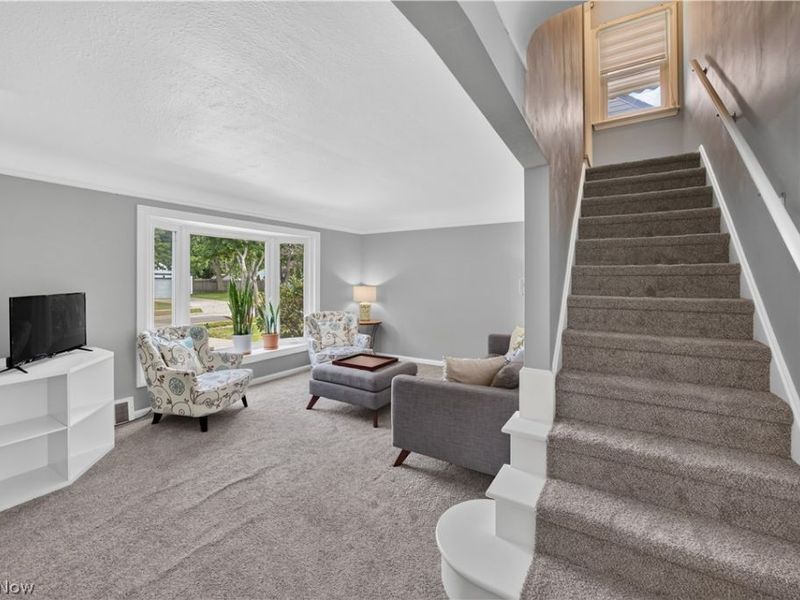 1680 Harwich Road, Lyndhurst, OH 44124 Photo 5