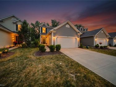 29080 Pembrooke Boulevard, Olmsted Twp, OH 44138