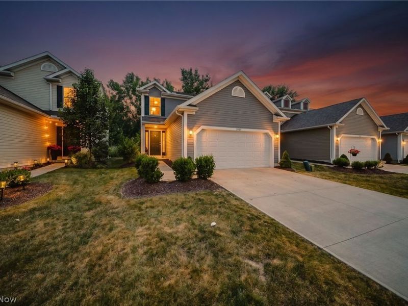 29080 Pembrooke Boulevard, Olmsted Township, OH 44138 Photo 1