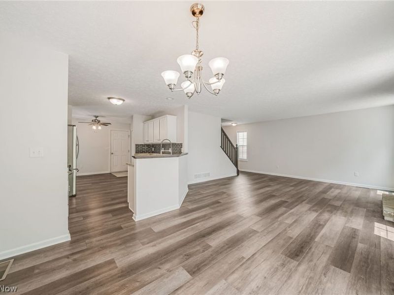 29080 Pembrooke Boulevard, Olmsted Township, OH 44138 Photo 11