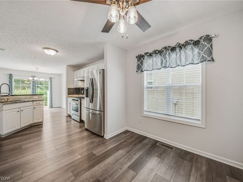 29080 Pembrooke Boulevard, Olmsted Township, OH 44138 Photo 14