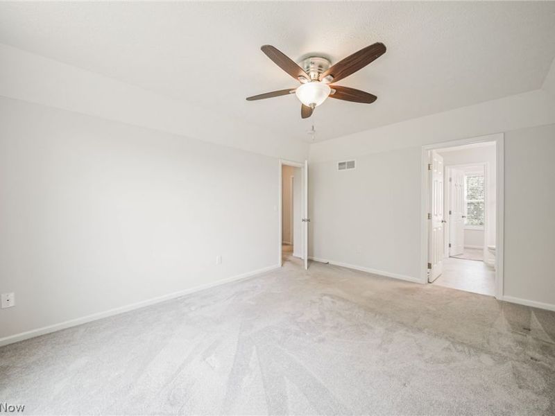 29080 Pembrooke Boulevard, Olmsted Township, OH 44138 Photo 23