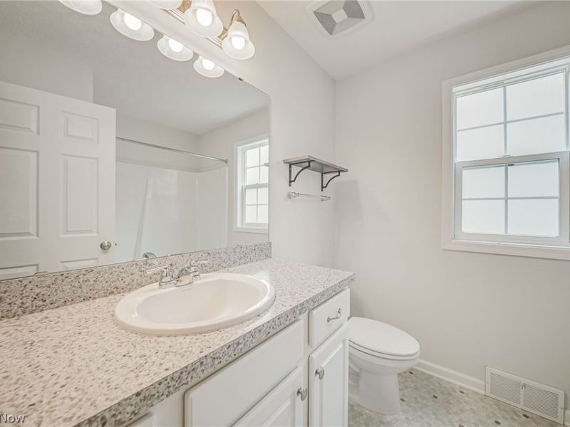 29080 Pembrooke Boulevard, Olmsted Township, OH 44138 Photo 33