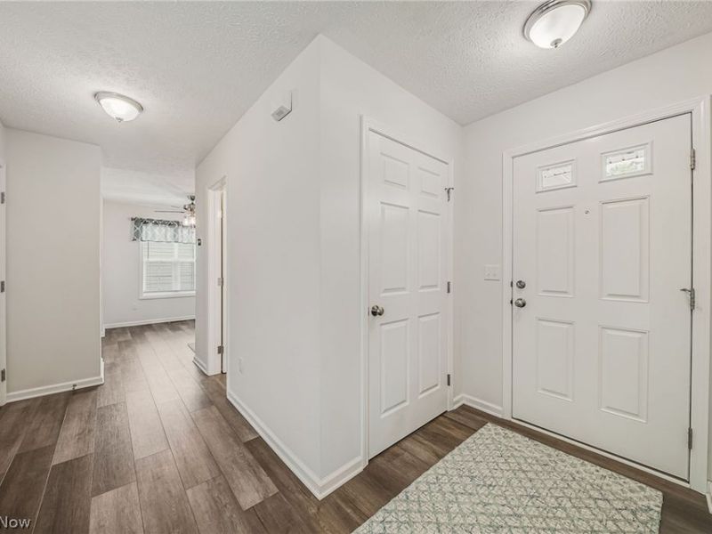 29080 Pembrooke Boulevard, Olmsted Township, OH 44138 Photo 6
